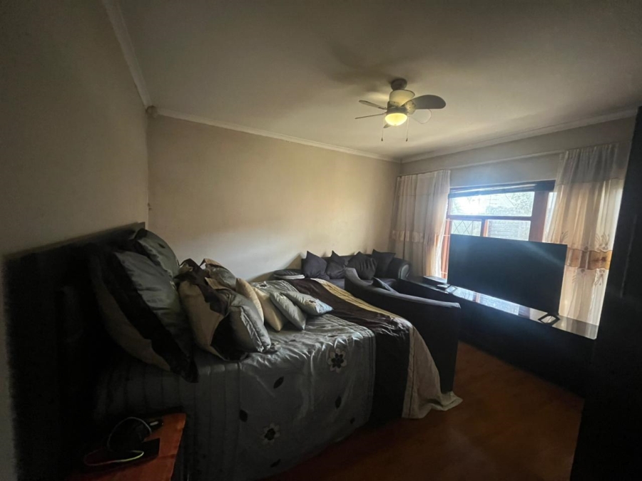 5 Bedroom Property for Sale in Amalinda Eastern Cape